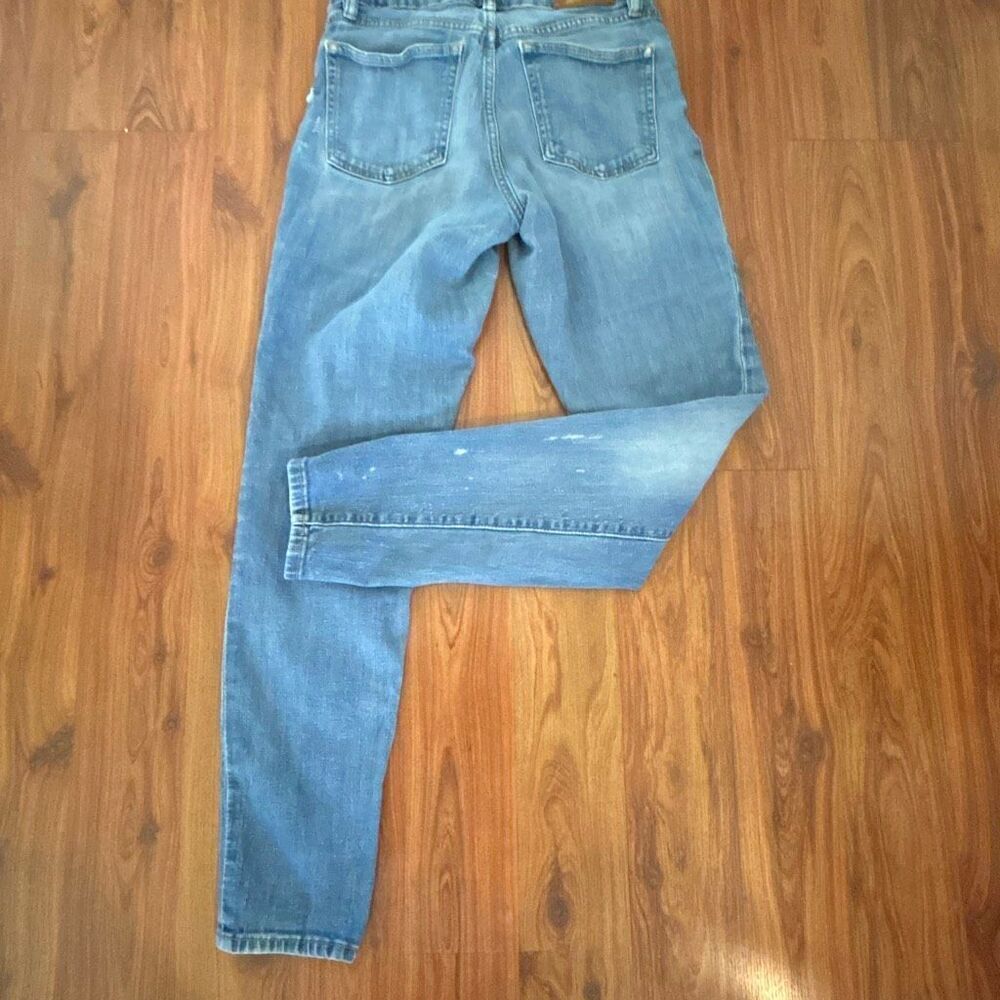 Lauren Ralph Lauren distressed jeans straight leg/skinny size 4 ankle length